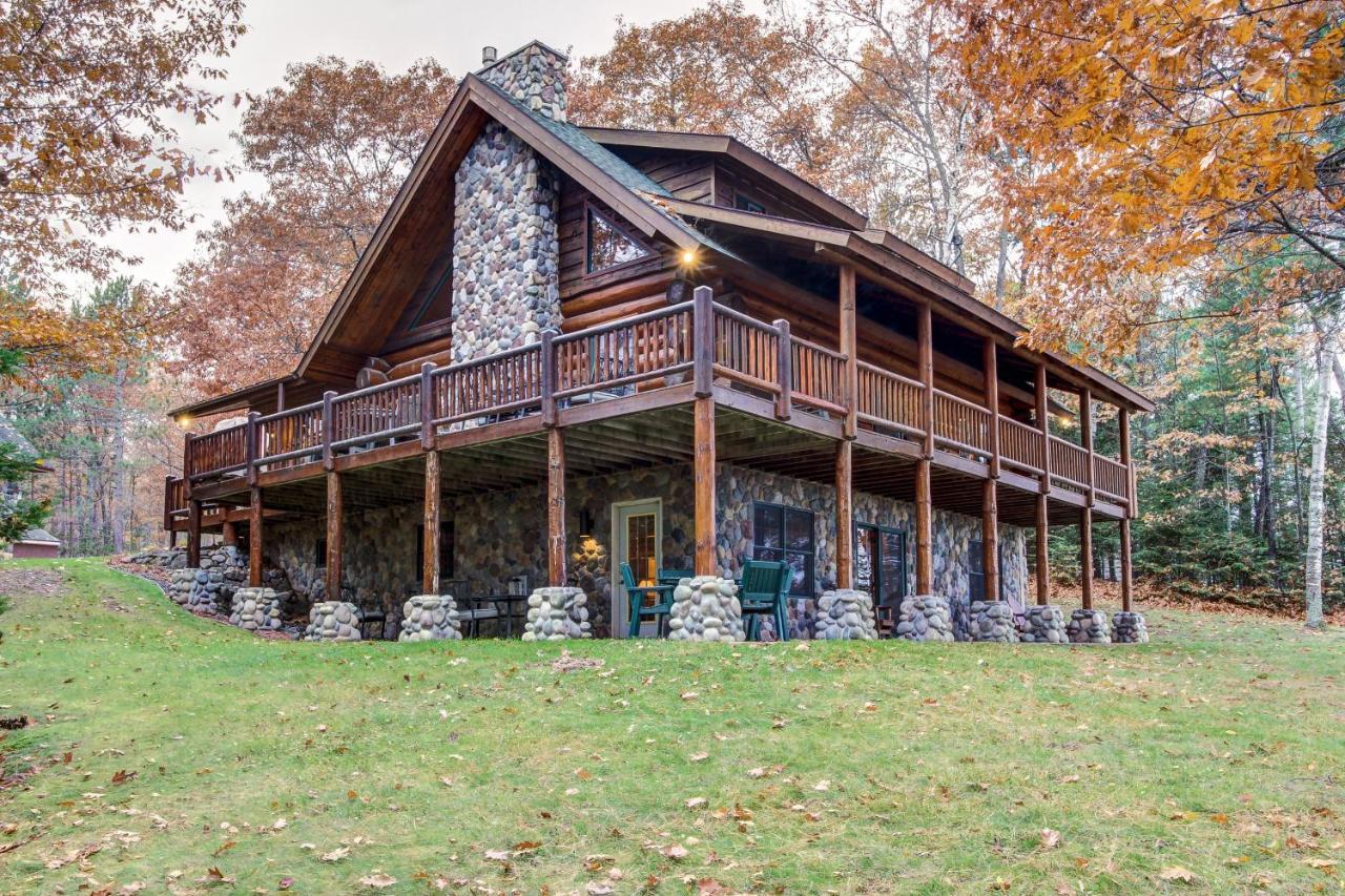Island View Lodge — 4-Star Luxury Hotel in Eagle River, United States