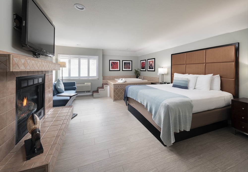 Mariposa Inn & Suites - photo 5