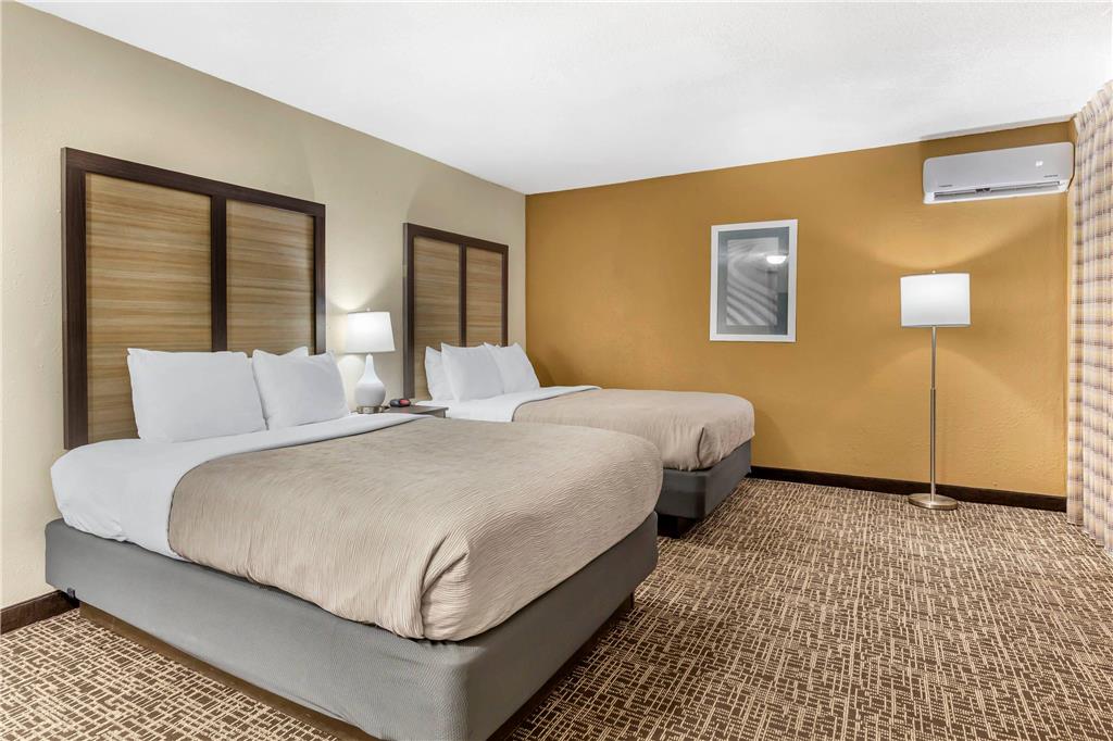 Quality Inn & Suites Spring Lake Fayetteville near Fort Bragg - photo 19