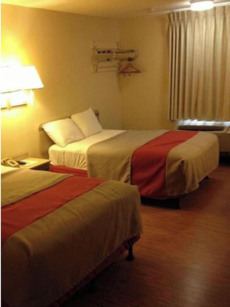 Motel 6 Elk City OK - photo 9