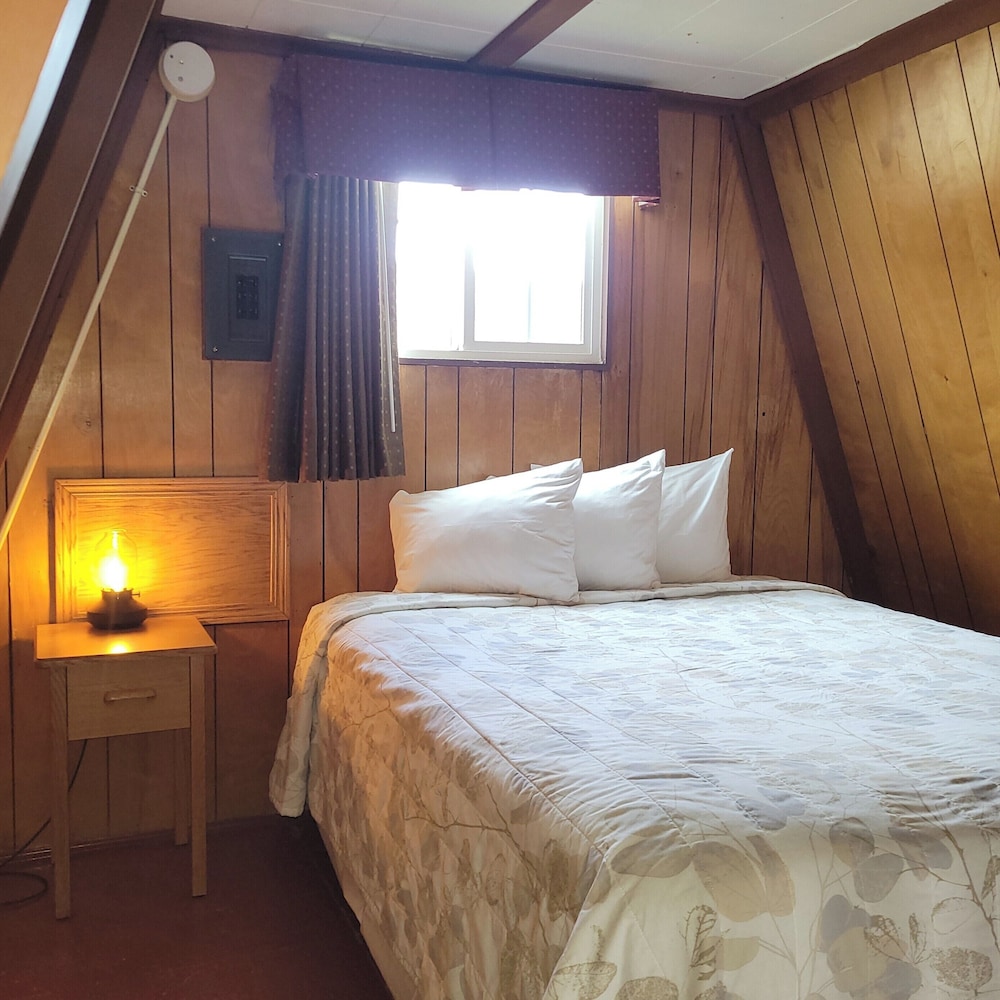 The Ranch Motel - photo 4