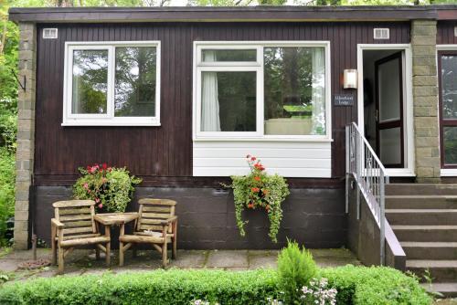 Woodland Lodge Holidays — 4-Star Luxury Hotel in Keynsham, United Kingdom