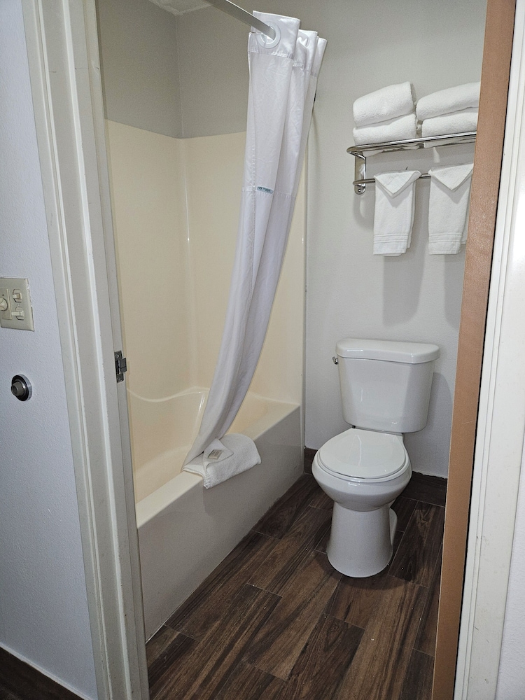 Quality Inn Beaver I 15 - photo 37