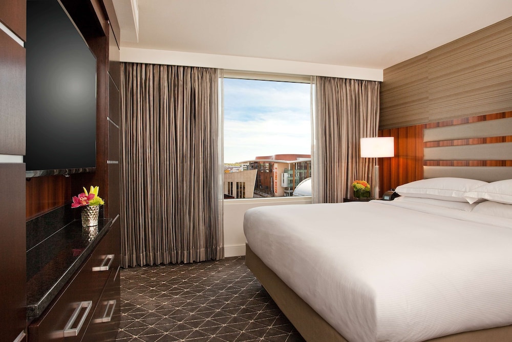 Hilton Nashville Downtown - photo 11
