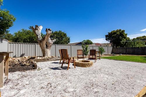 Crown Comforts Family Escape Firepit — Dubbo — photo 4
