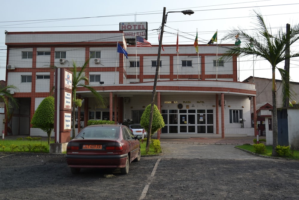 Peninsula Plaza Hotel in Douala, Cameroon