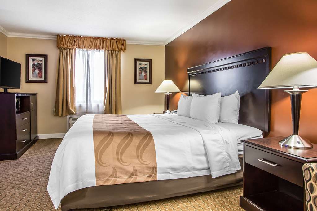 Quality Inn O'Hare Airport - photo 20