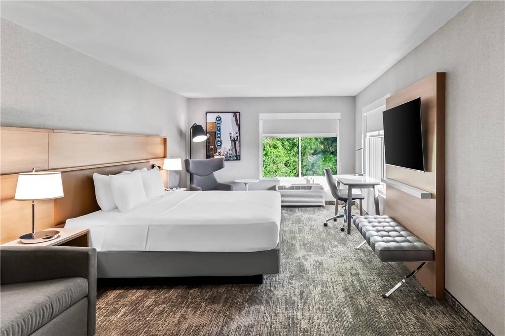 Radisson Hotel Portland Airport - photo 37
