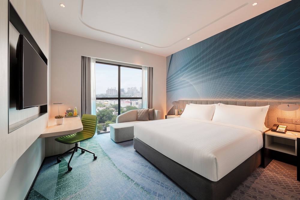 Holiday Inn Kuala Lumpur Bangsar by IHG — 4-Star Luxury Hotel in Kuala Lumpur, Malaysia