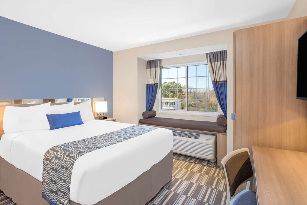 Microtel Inn & Suites by Wyndham Ocean City - photo 13