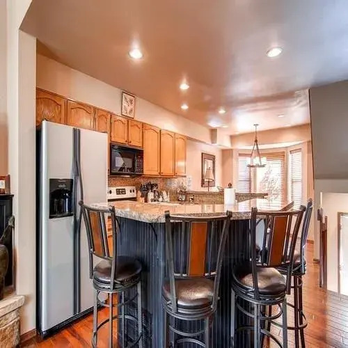 Village Point By Pinnacle Lodging - photo 2