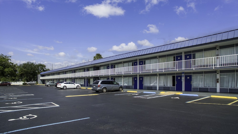 Days Inn by Wyndham Orlando Downtown - photo 50