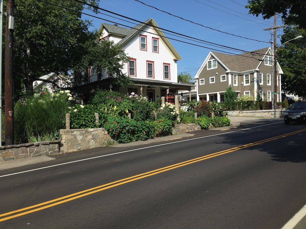 Scotch Hill Inn — Ogunquit
