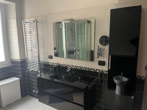 Appartamento indipendente montesacro — 4-Star Luxury Hotel in Rome, Italy