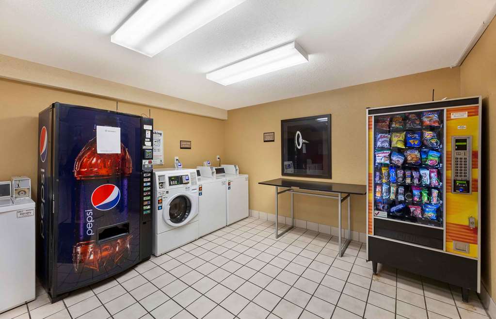 Extended Stay America Suites Cleveland Airport North Olmsted - photo 63