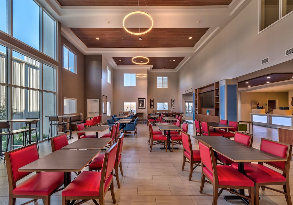 Holiday Inn Express Reno Airport by IHG - photo 24