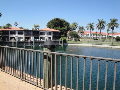 Bahia Soak up the Florida Sunshine — hotel in Tierra Verde
