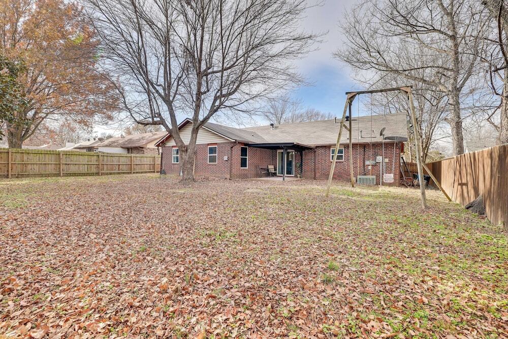 Rogers Vacation Home w Yard: 5 Mi to Bentonville - photo 25