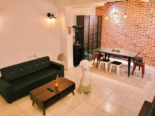 Hey90s #6pax #FreeNetflix #Youtube #Games in Kluang, Malaysia