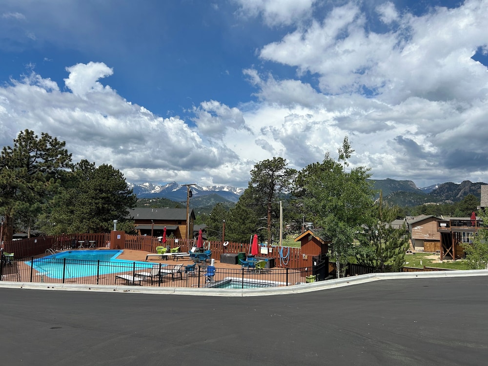 Hotel Estes - photo 54
