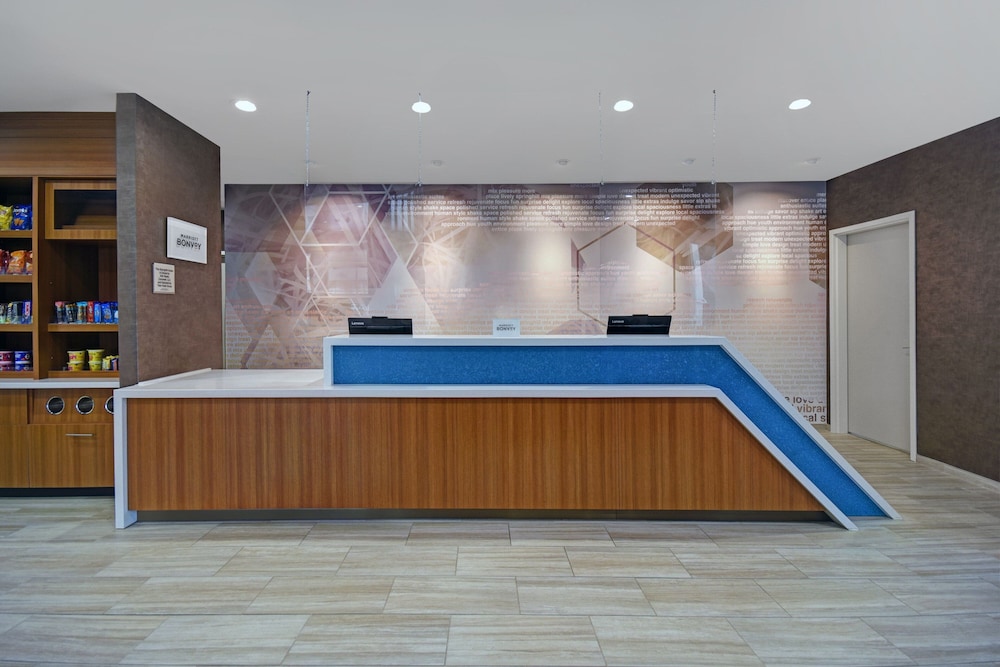 Springhill Suites by Marriott Hartford Cromwell - photo 2