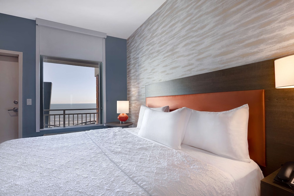 Home2 Suites by Hilton Galveston - photo 13