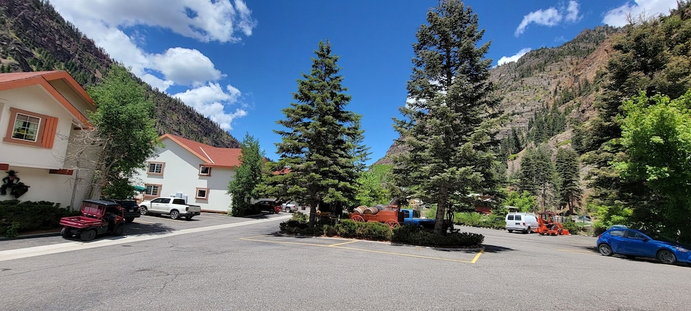 Hot Springs Inn - photo 77