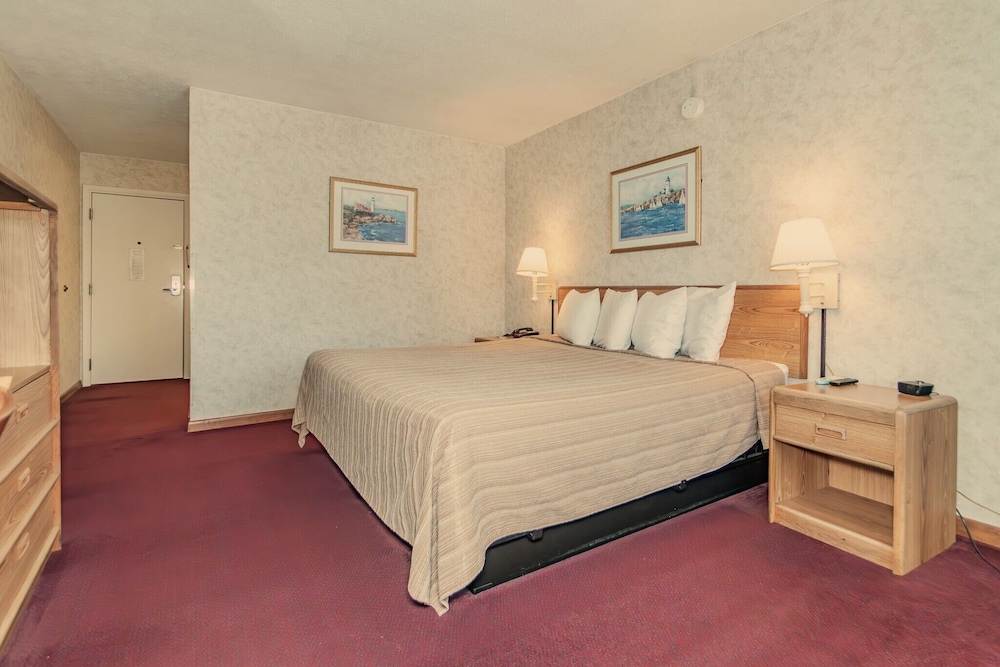 Americas Best Value Inn Austinburg - photo 15