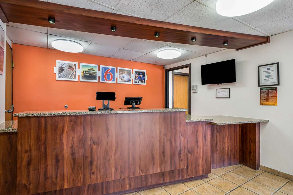Motel 6 Madison WI East - photo 23