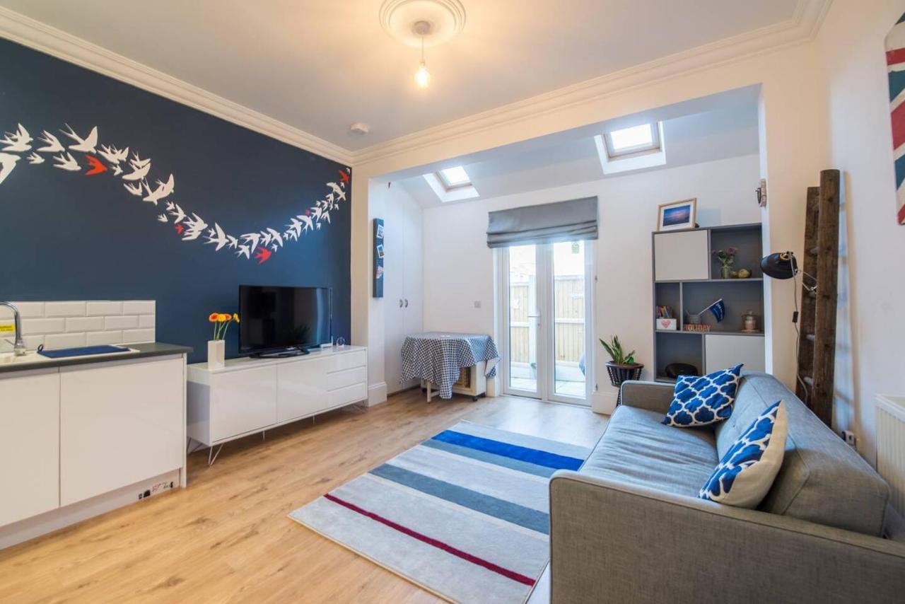 By The Bay Mins to Margate & Beaches wParking — 4-Star Luxury Hotel in Margate, United Kingdom