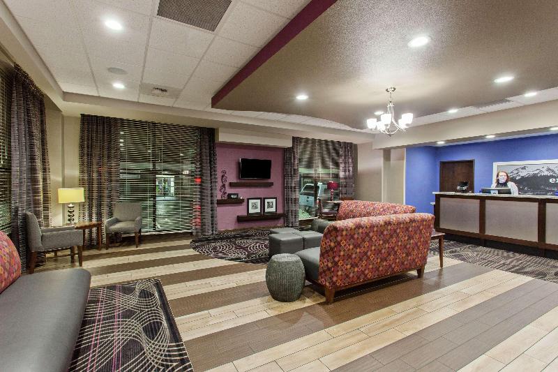 Hampton Inn Seattle Everett - photo 5