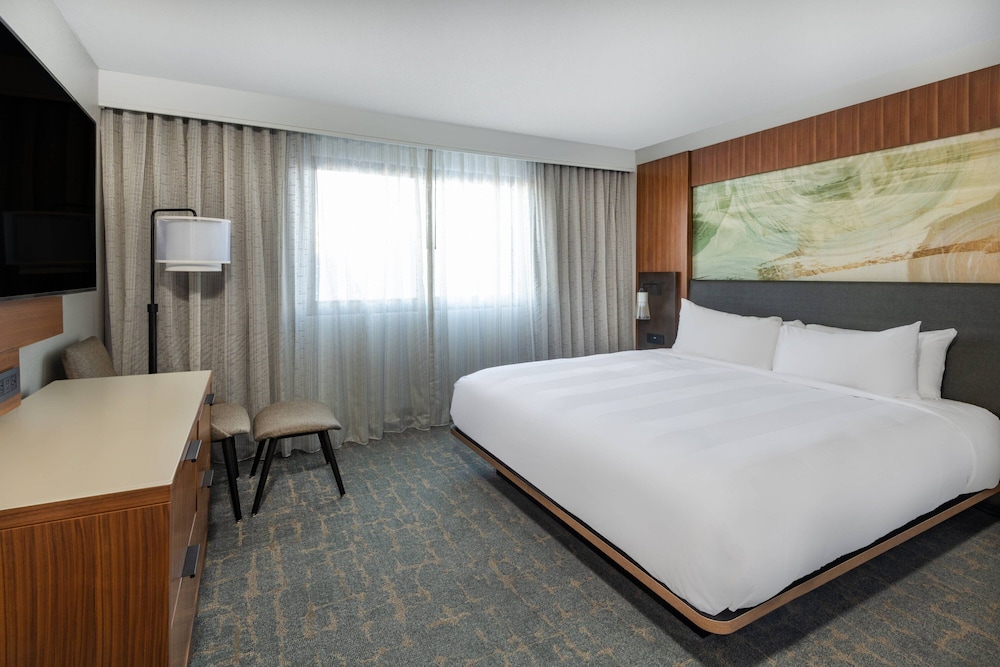 Marriott Madison West - photo 12
