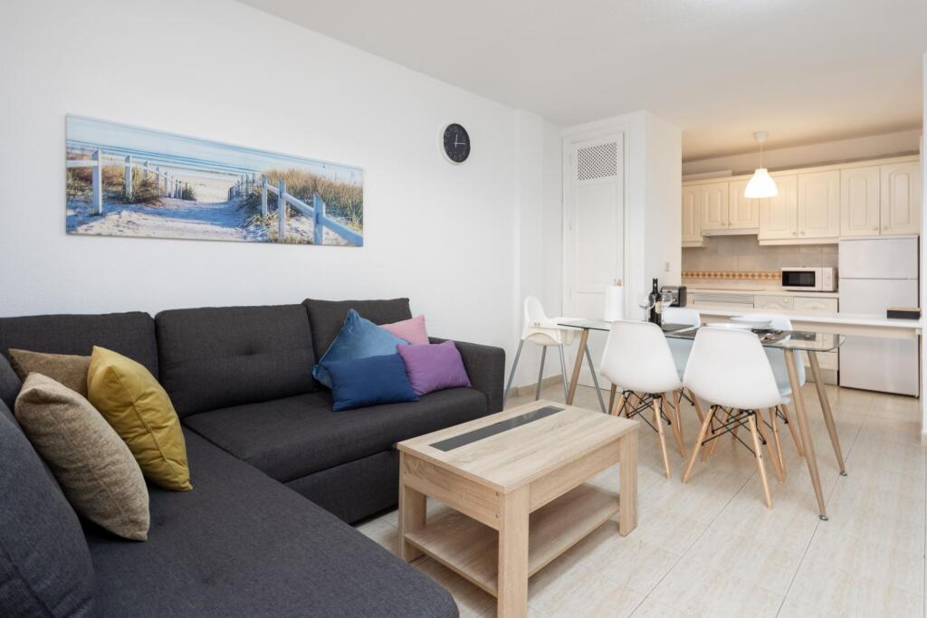 Home2book The Heights Los Cristianos Pool — Arona