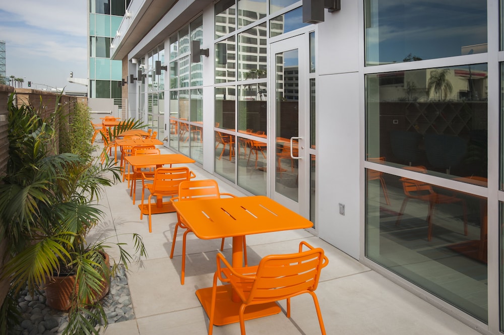 Hampton Inn & Suites LAX El Segundo - photo 42
