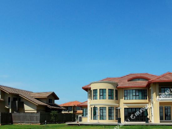 Yangpu Ancient Saltern Golf Resort Hotel in Nada, People's Republic of China