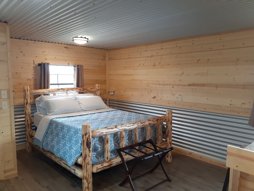 Glacier Acres Guest Ranch - photo 4
