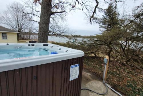 Campau Lake Sunshine cottage — 4-Star Luxury Hotel in Cascade, United States