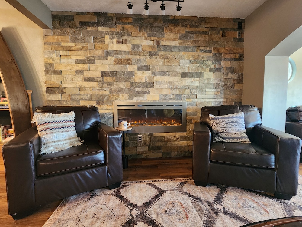 The Lakehouse Inn at Sledd Creek - photo 7