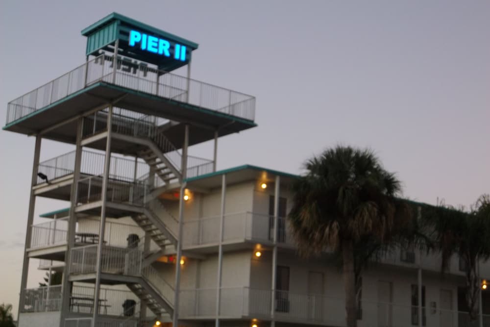 Days Inn & Suites by Wyndham Lake Okeechobee - photo 70