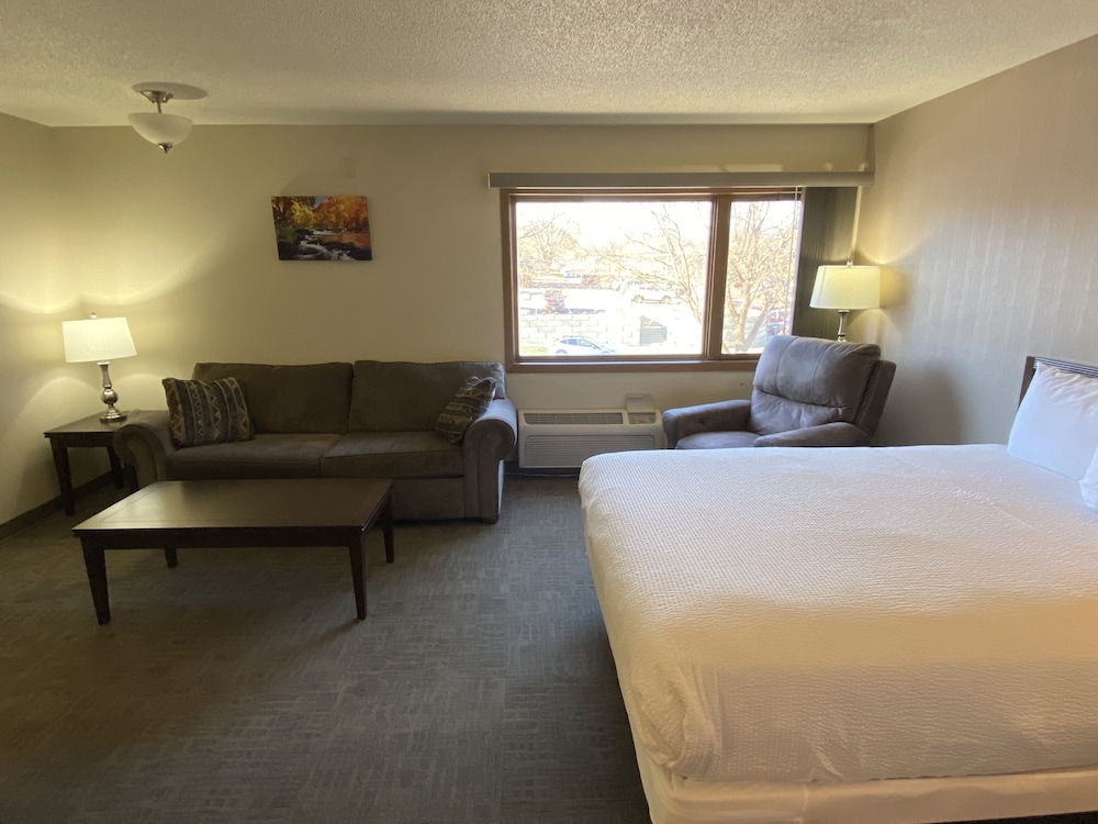 The Center Inn - photo 16
