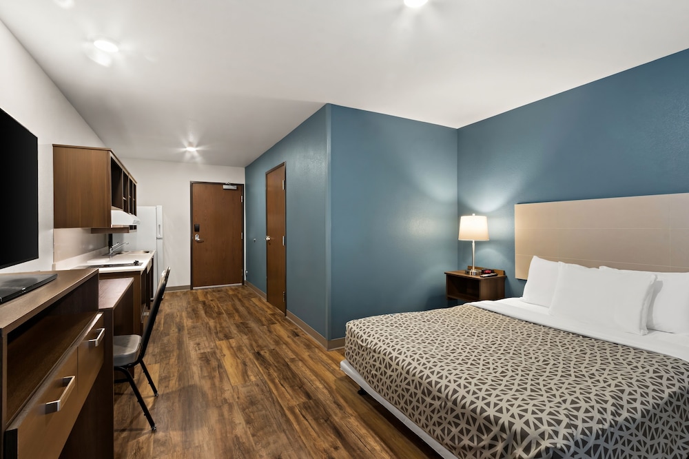 Woodspring Suites Tolleson Phoenix West - photo 6