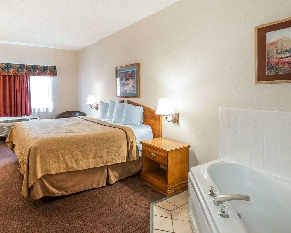 GreenTree Inn Denver Tech Center - photo 8