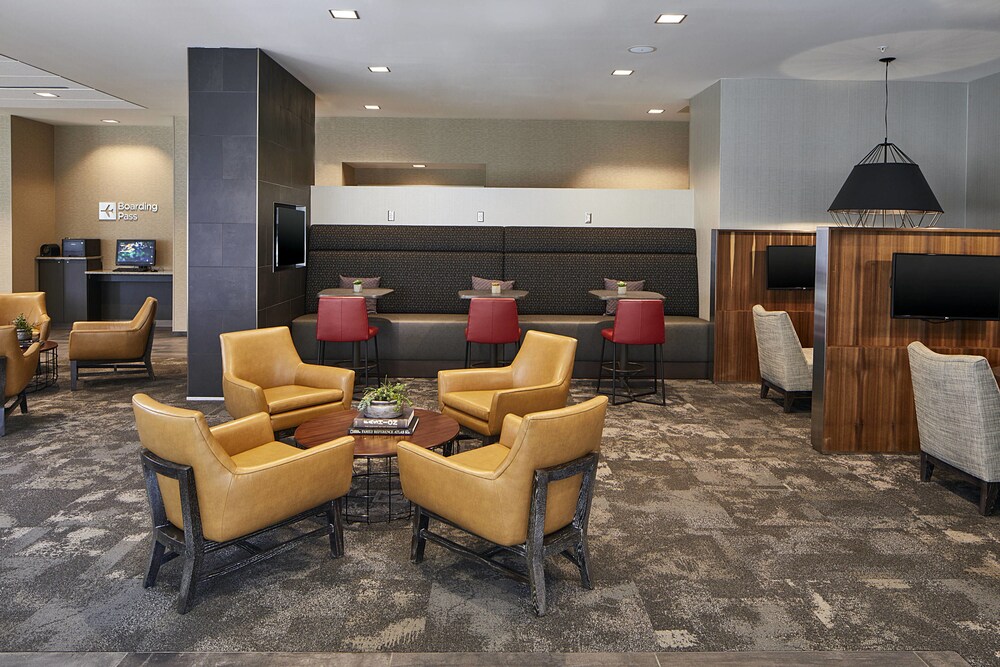 Courtyard by Marriott Minneapolis West - photo 2