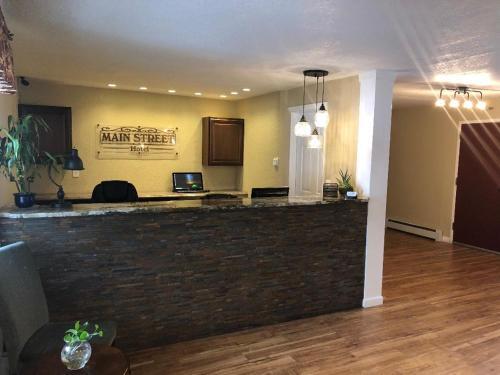 Main Street Hotel - photo 8