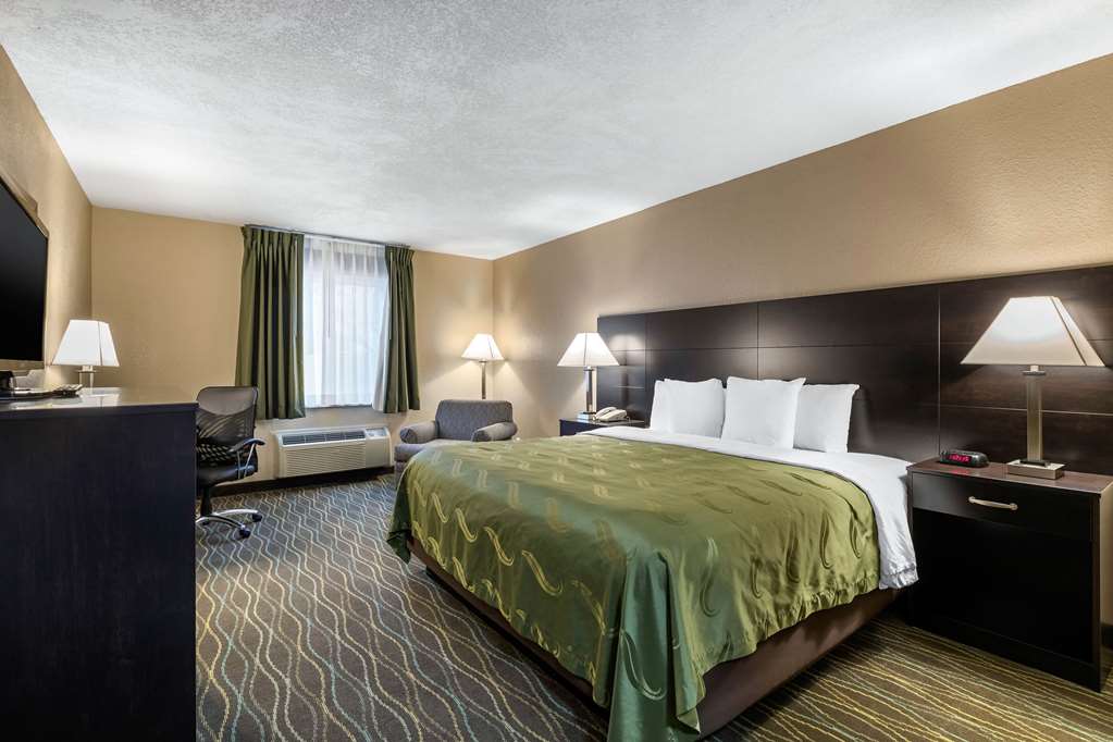 Quality Inn & Suites Des Moines Merle Hay Road - photo 13