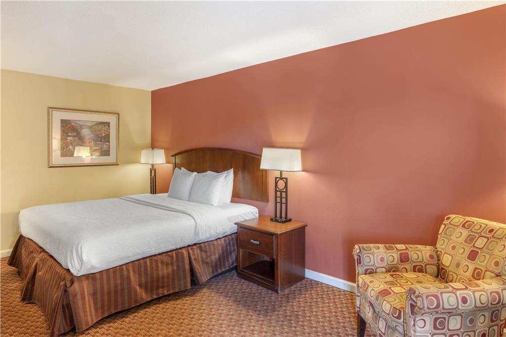 Best Western Hickory - photo 33