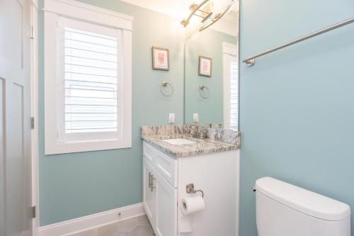 Wait N Sea by Oak Island Accommodations - photo 16