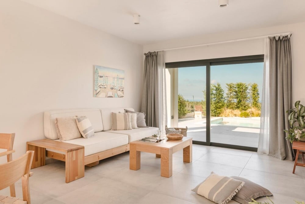 Nirvana Unalome Villas — 4-Star Luxury Hotel in Kefalonia, Greece
