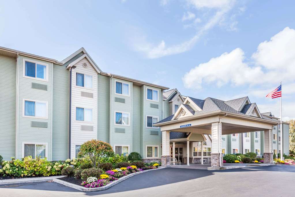 Microtel Inn & Suites By Wyndham Verona