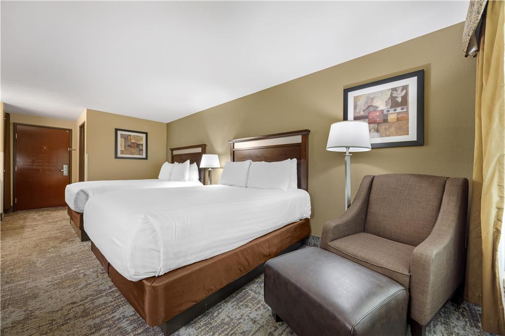 Best Western Plus Prairie Inn - photo 15
